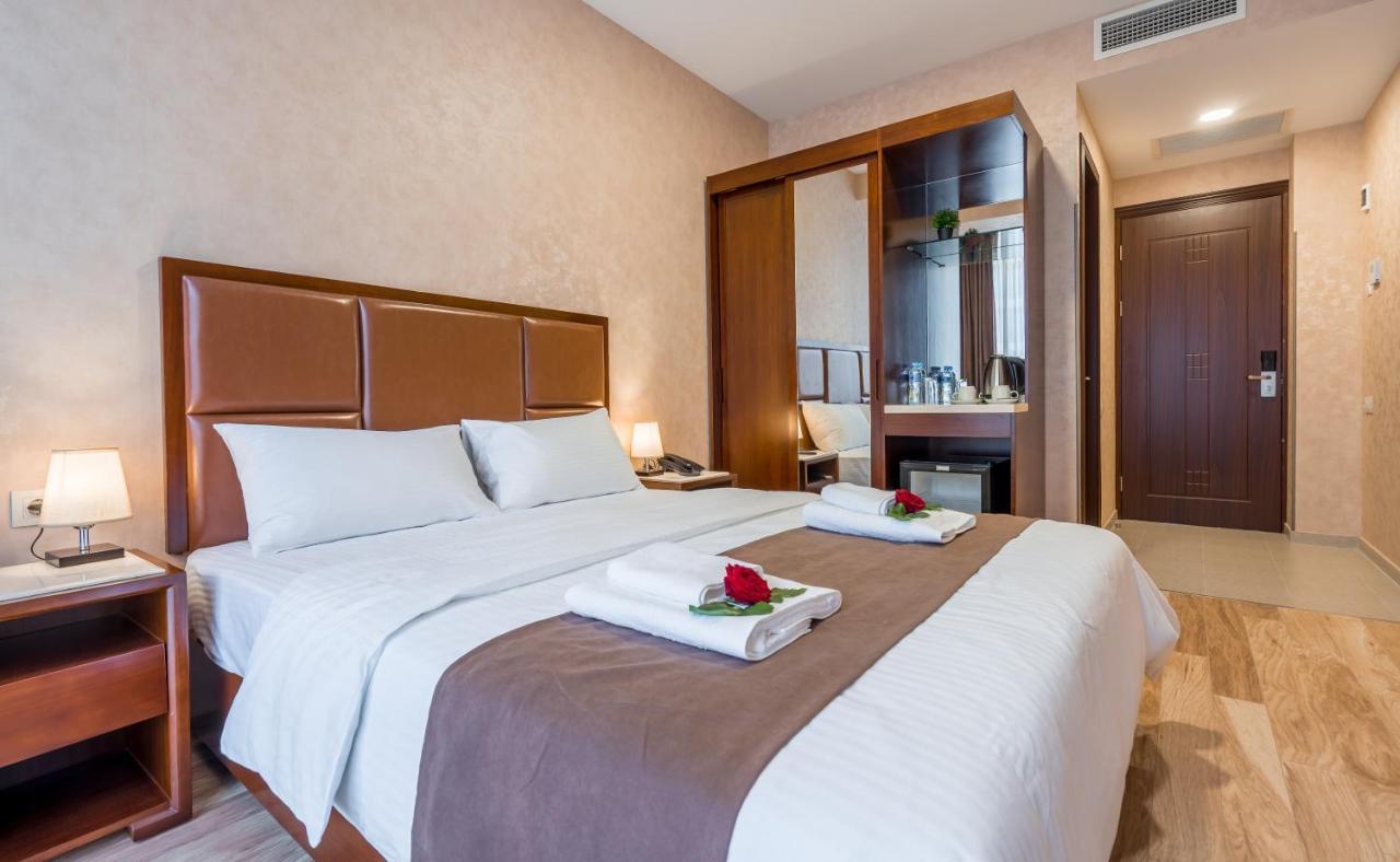 Aura Hotel 第比利斯 外观 照片