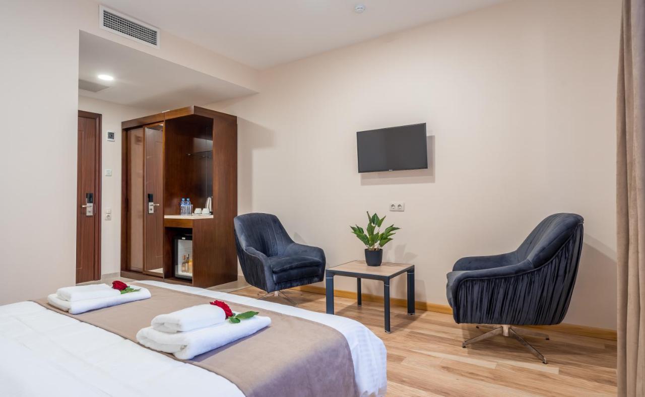 Aura Hotel 第比利斯 外观 照片