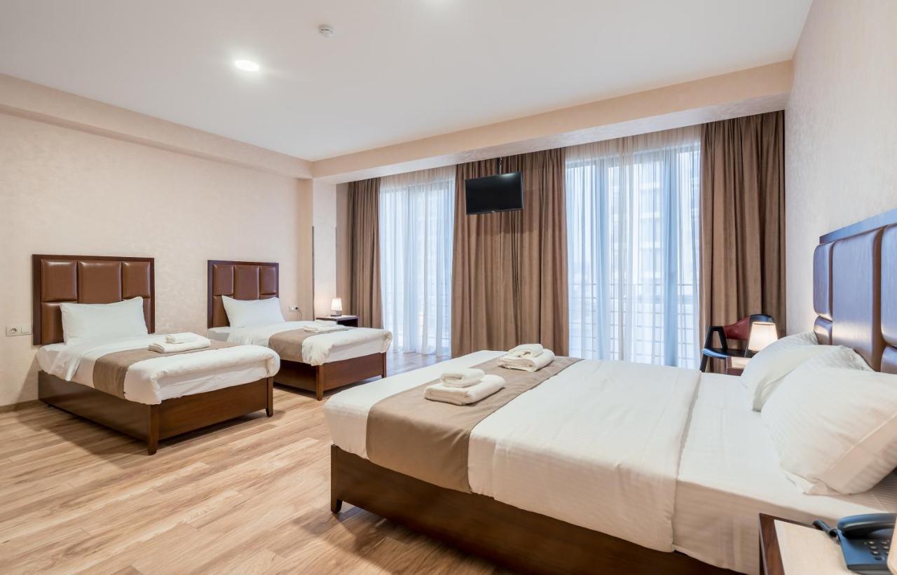 Aura Hotel 第比利斯 外观 照片