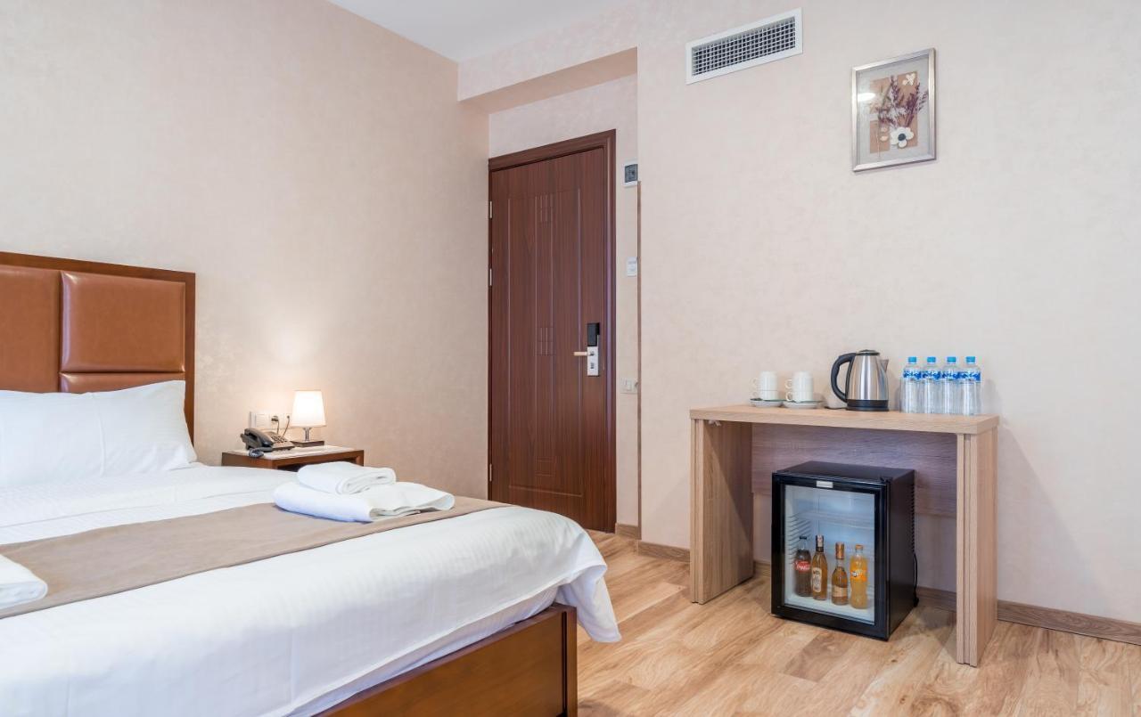 Aura Hotel 第比利斯 外观 照片