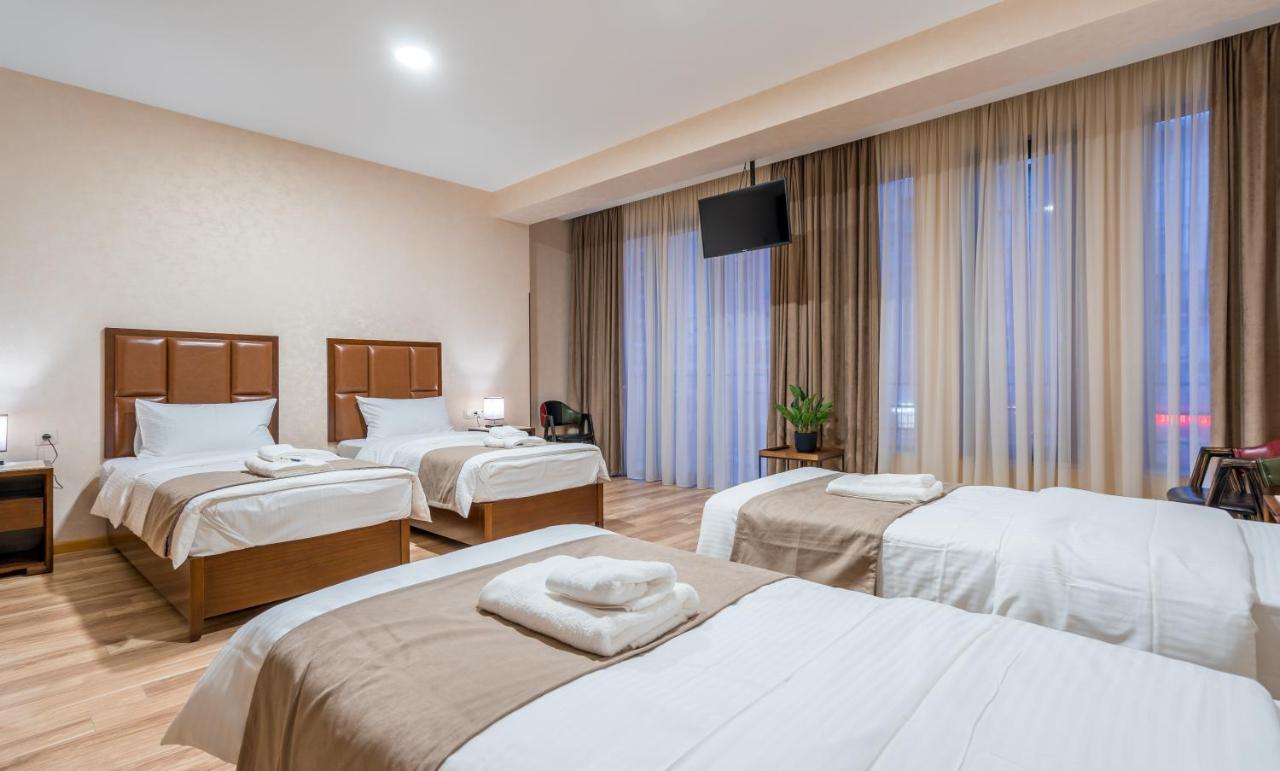 Aura Hotel 第比利斯 外观 照片